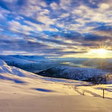 The Nordic Retreat - Chalet Stryn