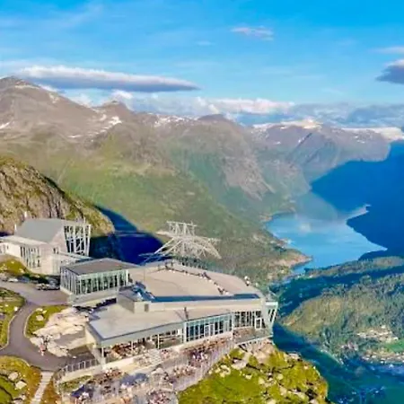 The Nordic Retreat -