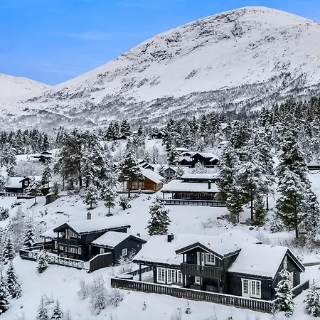 The Nordic Retreat - *